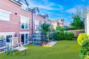 Photo 6- click for photo gallery